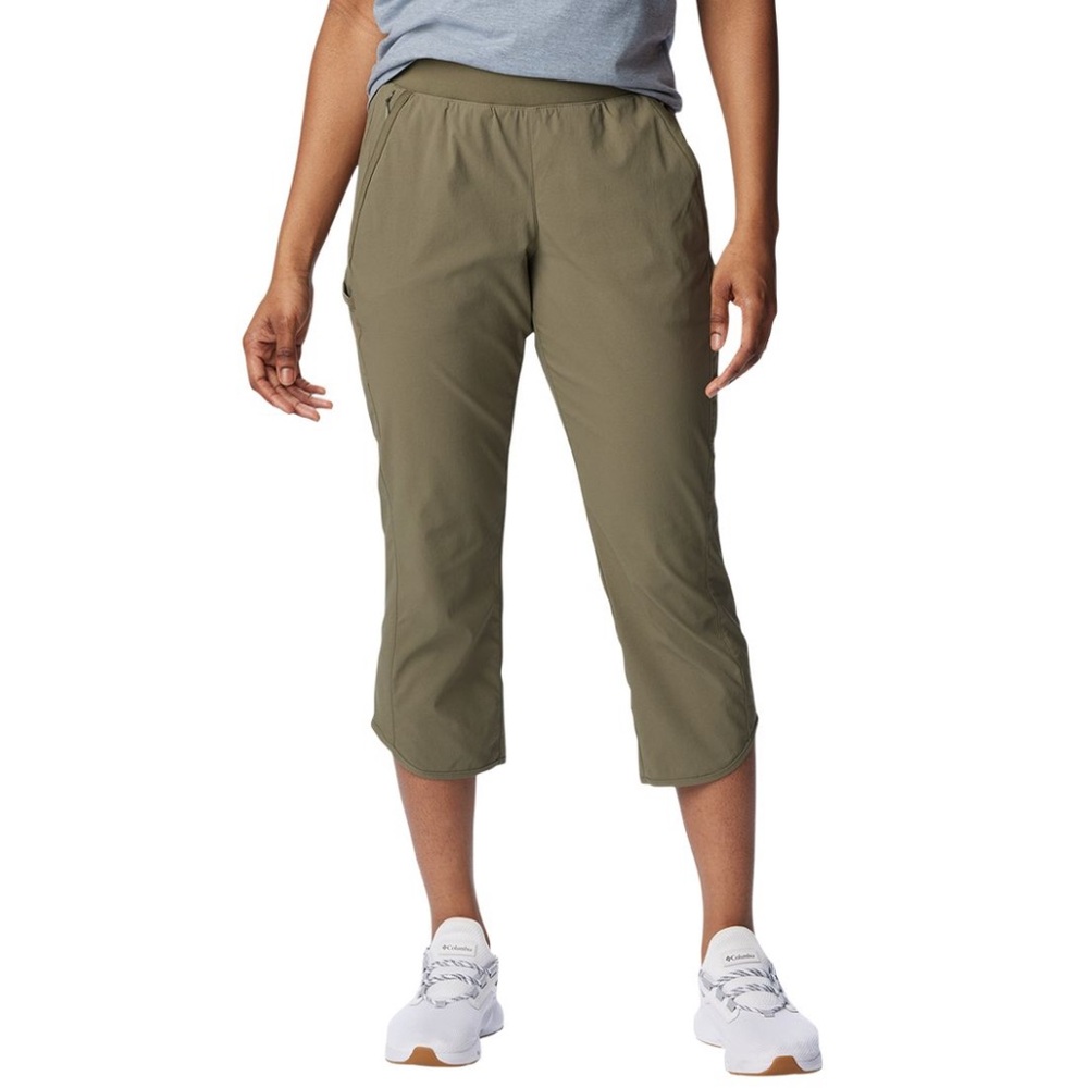 Sz M (8-10) women Leslie Falls capri Columbia Stone Green Pants